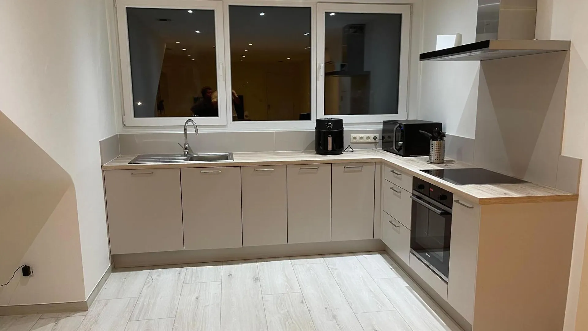 Appartement Charmant Proche De L'Atomium Brussels