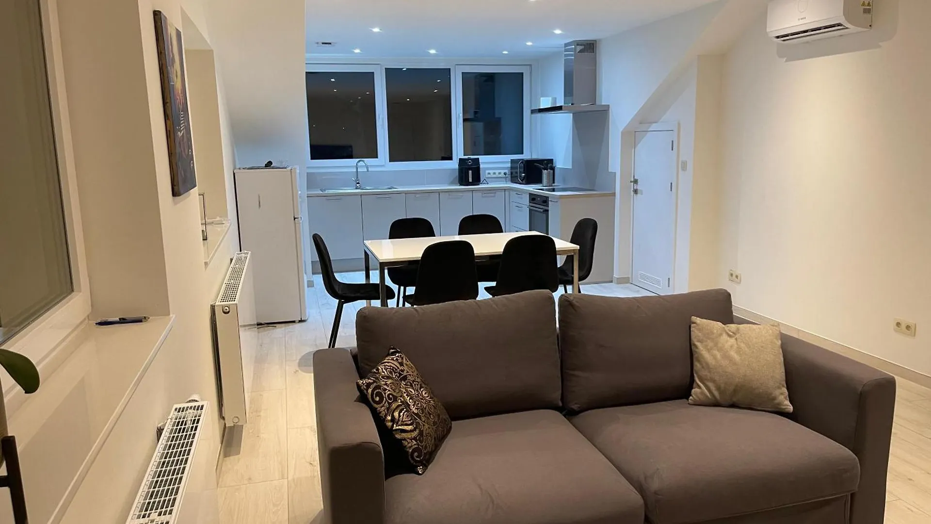 Appartement Charmant Proche De L'Atomium Brussels Belgium